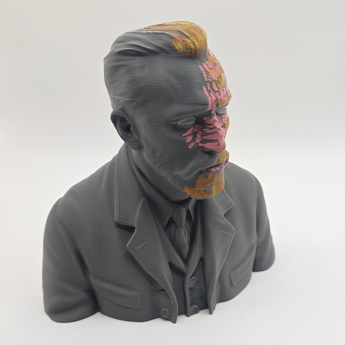 Paint your own Vincent Van Gogh Statue